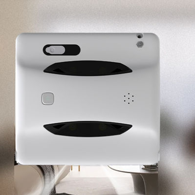 600mAh Battery Capacity Automatic Window Cleaner With 50ml Water Tank Capacity